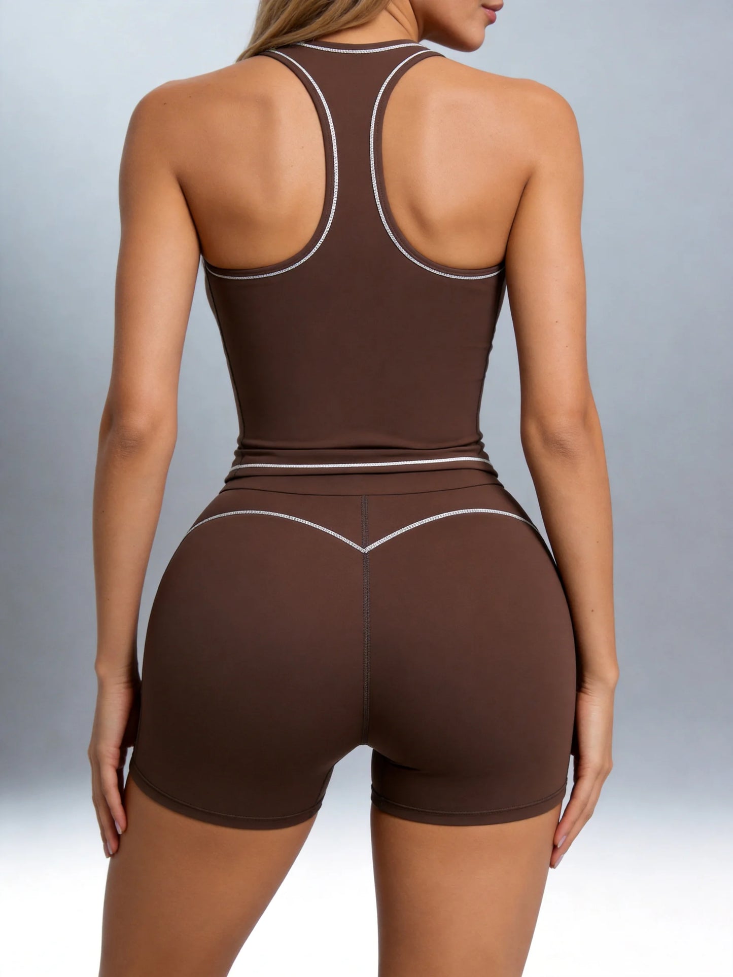 Airila Two-Piece Yoga Set With Removable Pads For Outdoor Training